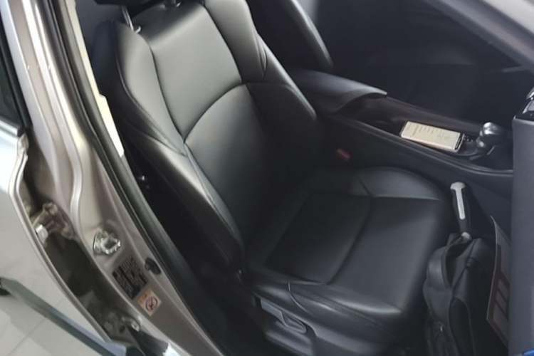 Used Toyota C-HR 2020 2.0L Leading Edition Right Front Seat