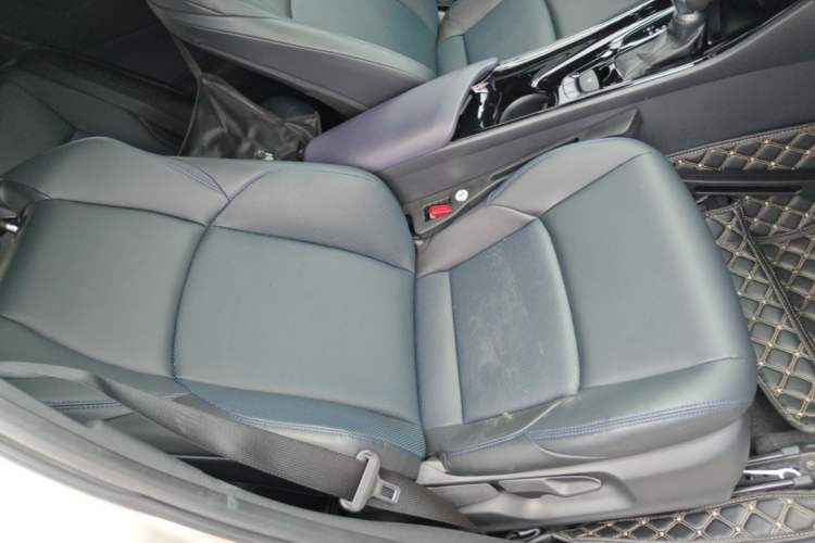 Used Toyota C-HR 2020 2.0L Leading Edition Right Front Seat