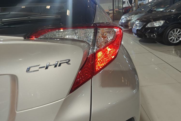 Used Toyota C-HR 2020 2.0L Leading Edition Right Rear Taillight
