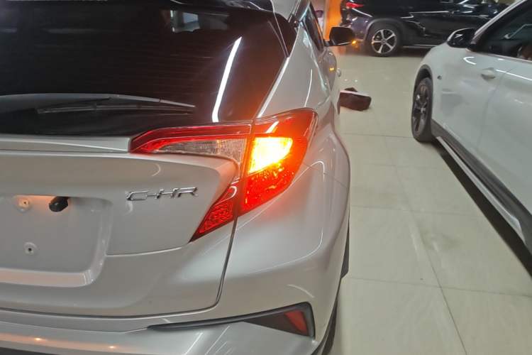 Used Toyota C-HR 2020 2.0L Leading Edition Right Rear Taillight