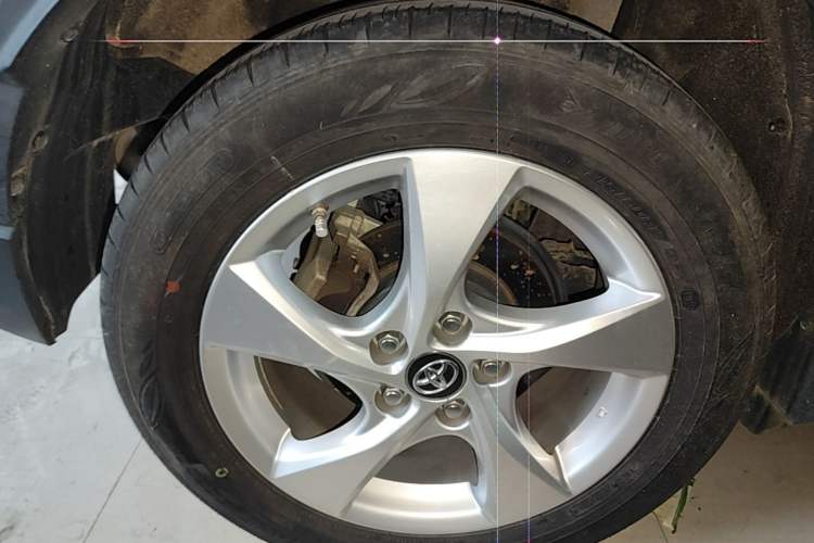 Used Toyota C-HR 2020 2.0L Elite Edition Right Rear Wheel Hub