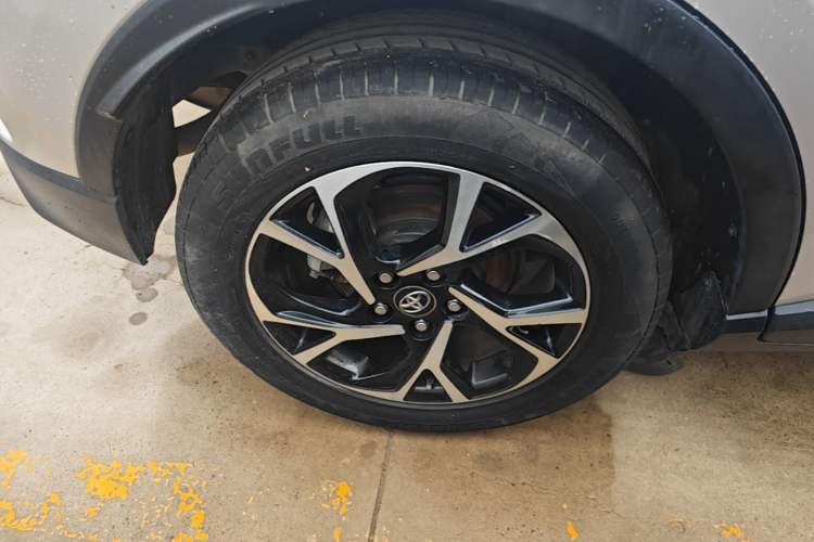 Used Toyota C-HR 2020 2.0L Leading Edition Right Rear Wheel Hub