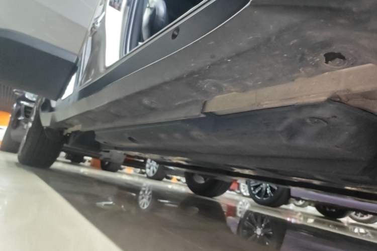 Used Toyota C-HR 2020 2.0L Leading Edition Right Side Sill