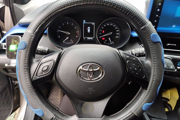 Used Toyota C-HR 2020 2.0L Elite Edition Steering Wheel