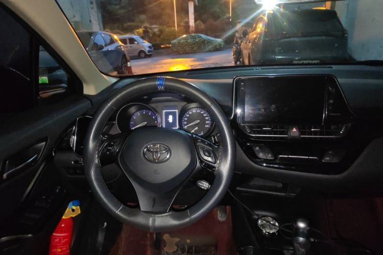 Used Toyota C-HR 2020 2.0L Comfort Edition Steering Wheel