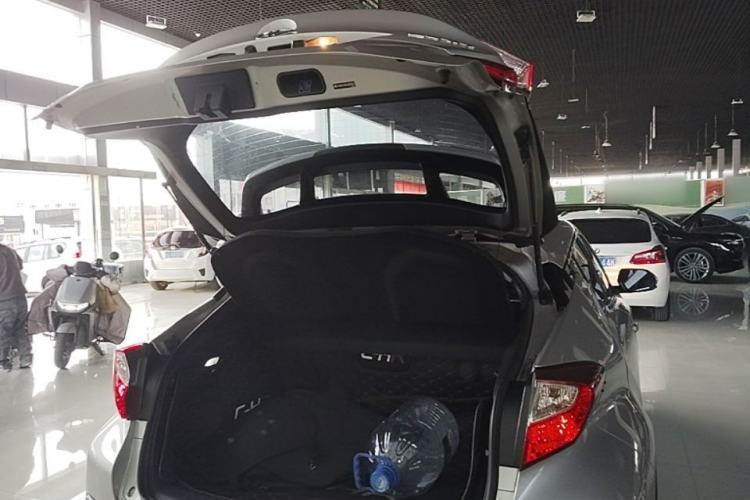 Used Toyota C-HR 2020 2.0L Leading Edition Trunk