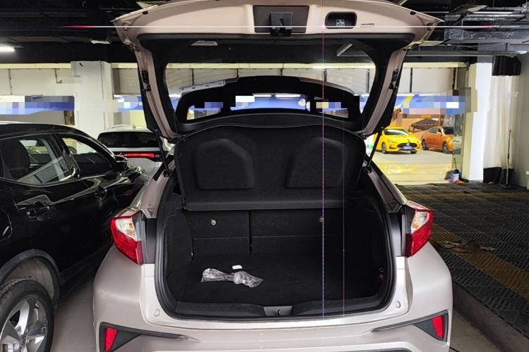 Used Toyota C-HR 2020 2.0L Elite Edition Trunk