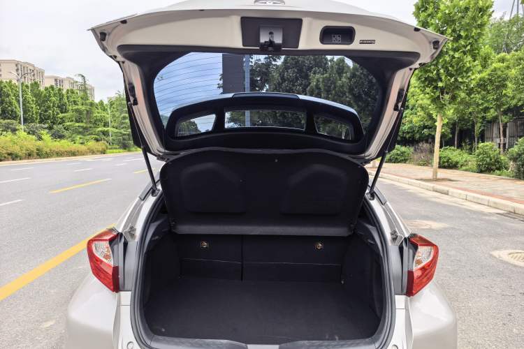 Used Toyota C-HR 2020 2.0L Leading Edition Trunk