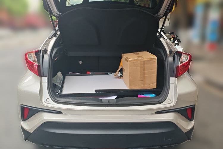 Used Toyota C-HR 2020 2.0L Leading Edition Trunk