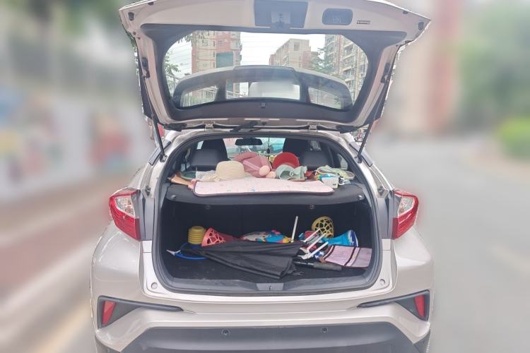 Used Toyota C-HR 2020 2.0L Leading Edition Trunk