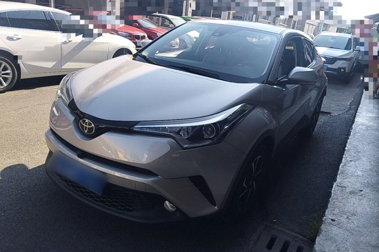 Used Toyota C-HR 2020 2.0L Leading Edition Guazi used car, China used car export, Used car for sale, Used  cars, Cheapest cars for sale