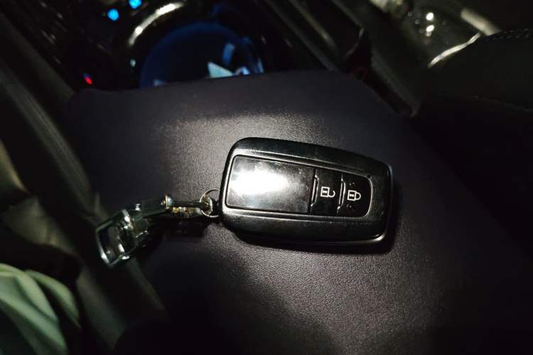 Used Toyota C-HR 2020 2.0L Leading Edition Vehicle Key