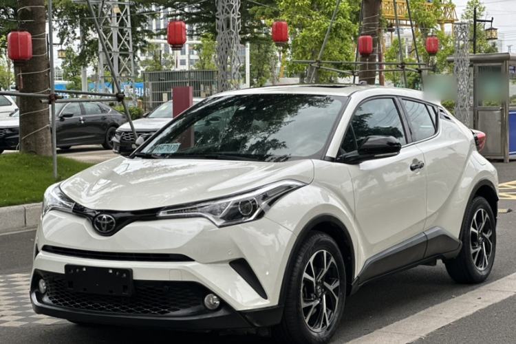 Used Toyota C-HR 2020 2.0L Leading Edition Guazi used car, China used car export, Used car for sale, Used  cars, Cheapest cars for sale