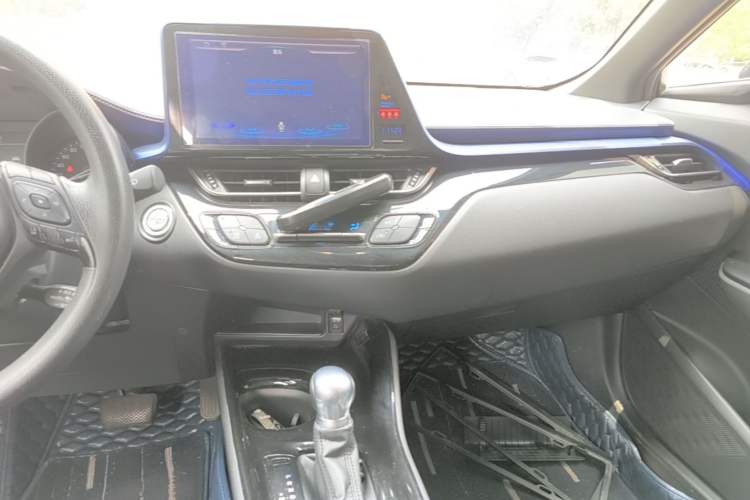 Used Toyota C-HR 2020 2.0L Leading Edition Audio And AC Panel