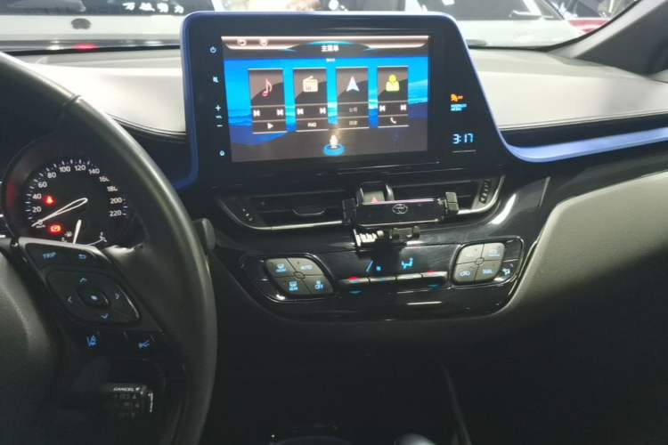 Used Toyota C-HR 2020 2.0L Luxury Edition Audio And AC Panel