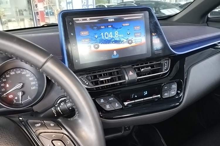Used Toyota C-HR 2020 2.0L Luxury Edition Audio And AC Panel