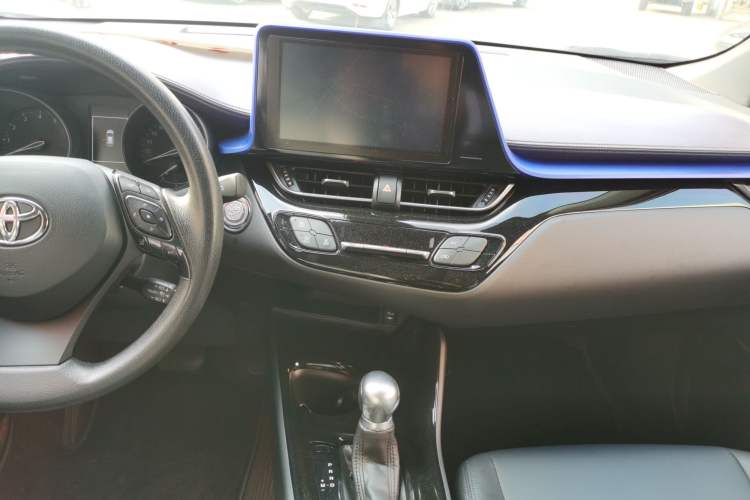 Used Toyota C-HR 2020 2.0L Leading Edition Audio And AC Panel