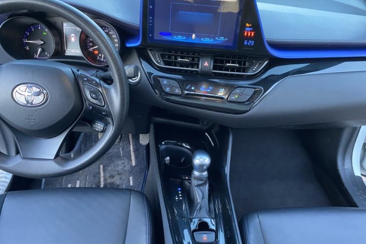 Used Toyota C-HR 2020 2.0L Leading Edition Audio And AC Panel