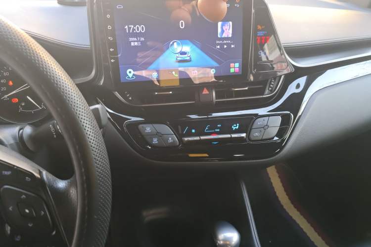 Used Toyota C-HR 2020 2.0L Comfort Edition Audio And AC Panel