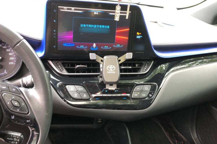 Used Toyota C-HR 2020 2.0L Luxury Edition Audio And AC Panel
