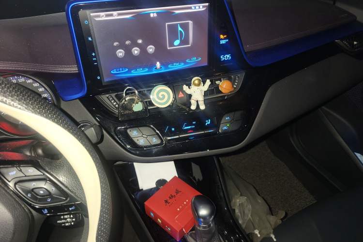Used Toyota C-HR 2020 2.0L Leading Edition Audio And AC Panel