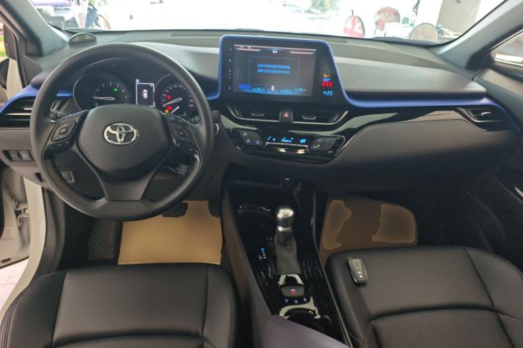 Used Toyota C-HR 2020 2.0L Leading Edition Center Console