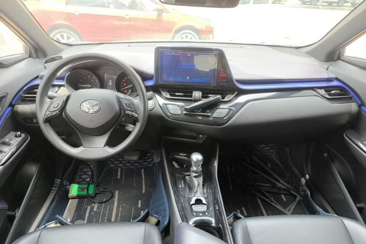 Used Toyota C-HR 2020 2.0L Leading Edition Center Console