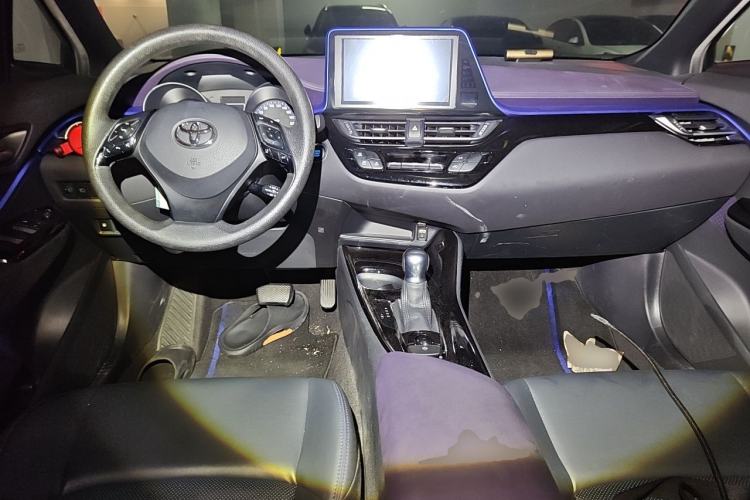 Used Toyota C-HR 2020 2.0L Leading Edition Center Console