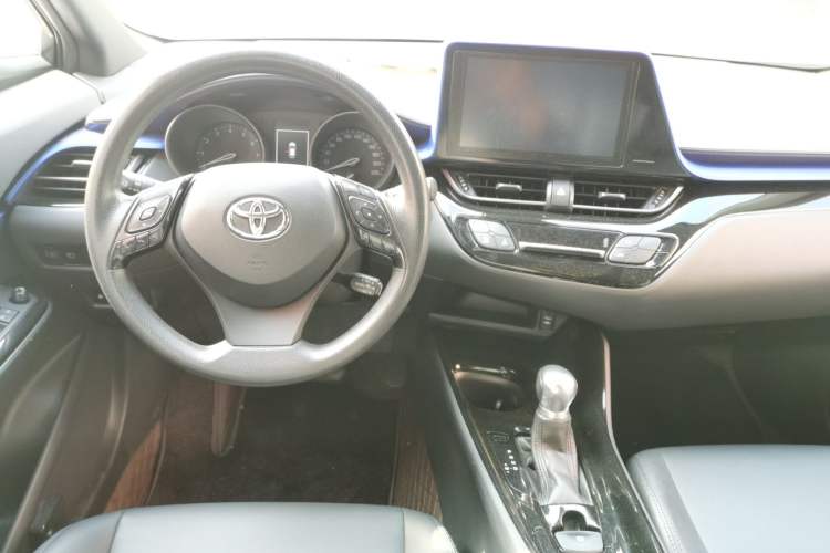Used Toyota C-HR 2020 2.0L Leading Edition Center Console