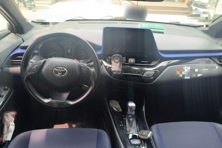 Used Toyota C-HR 2020 2.0L Leading Edition Center Console