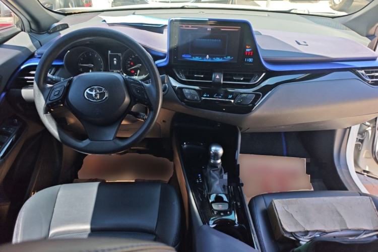 Used Toyota C-HR 2020 2.0L Leading Edition Center Console