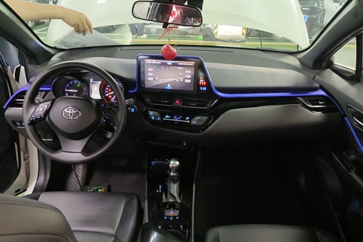 Used Toyota C-HR 2020 2.0L Leading Edition Center Console