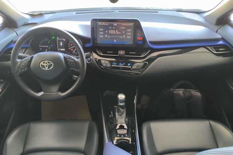 Used Toyota C-HR 2020 2.0L Leading Edition Center Console