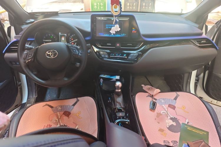 Used Toyota C-HR 2020 2.0L Leading Edition Center Console