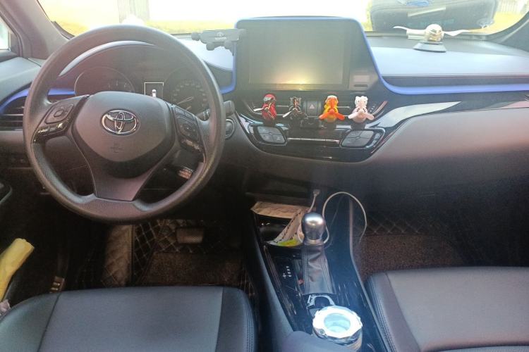 Used Toyota C-HR 2020 2.0L Leading Edition Center Console