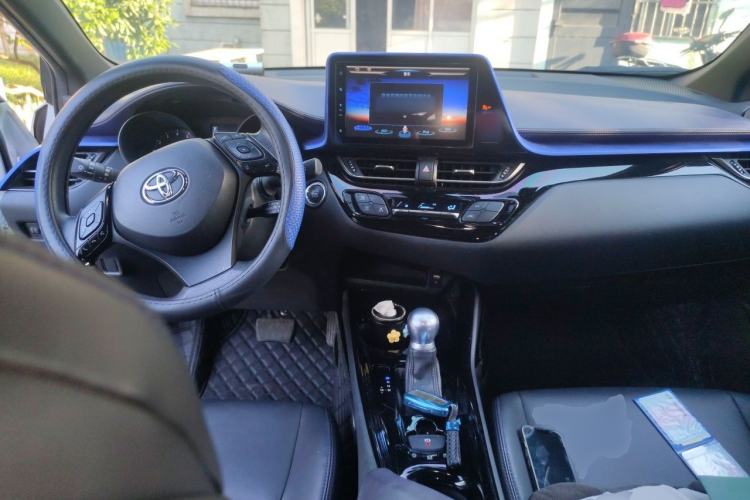 Used Toyota C-HR 2020 2.0L Leading Edition Center Console