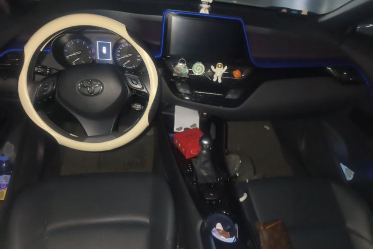 Used Toyota C-HR 2020 2.0L Leading Edition Center Console