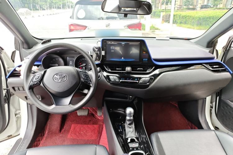 Used Toyota C-HR 2020 2.0L Leading Edition Center Console