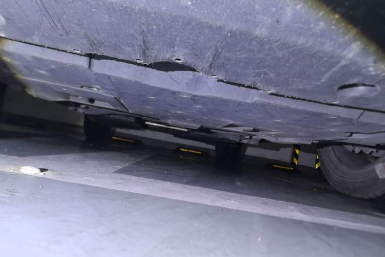 Used Toyota C-HR 2020 2.0L Leading Edition Chassis Front