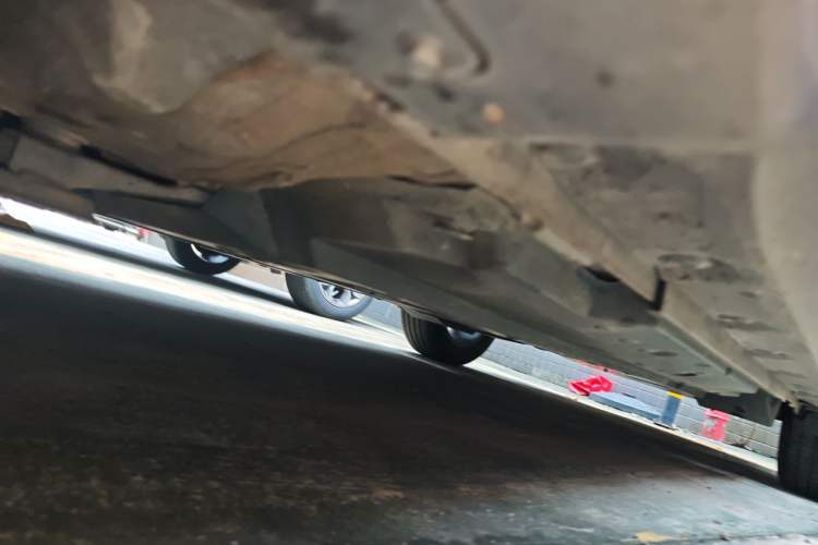 Used Toyota C-HR 2020 2.0L Leading Edition Chassis Front Left