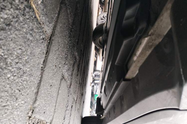Used Toyota C-HR 2020 2.0L Leading Edition Chassis Front Left