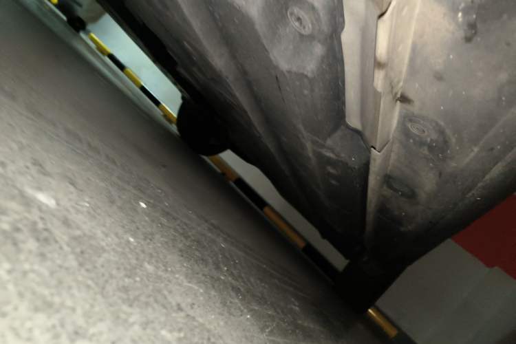 Used Toyota C-HR 2020 2.0L Leading Edition Chassis Front Left