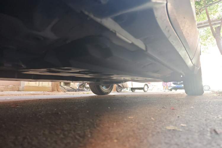 Used Toyota C-HR 2020 2.0L Leading Edition Chassis Front Left