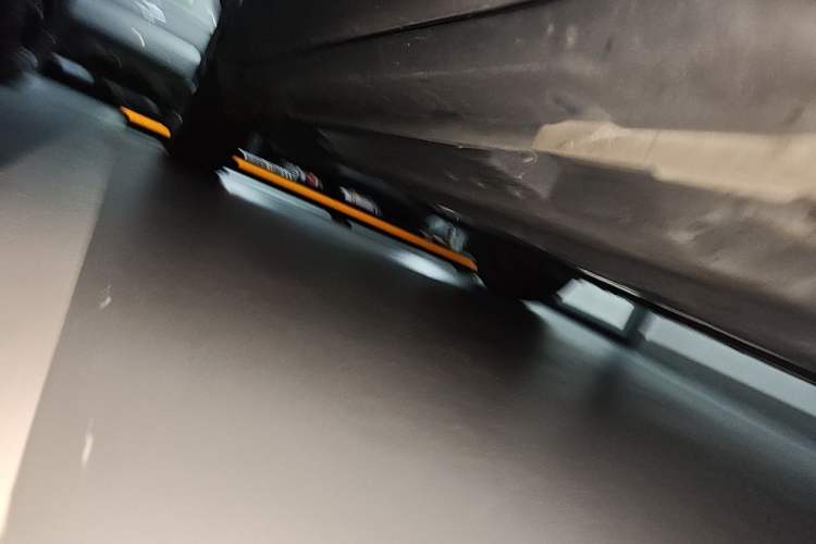 Used Toyota C-HR 2020 2.0L Leading Edition Chassis Front Right