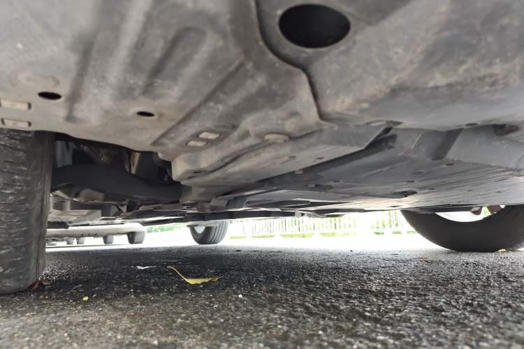 Used Toyota C-HR 2020 2.0L Leading Edition Chassis Front Right