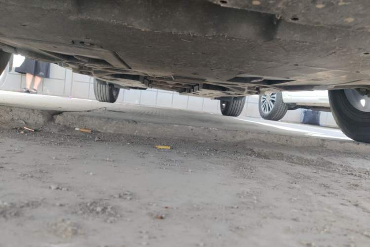 Used Toyota C-HR 2020 2.0L Leading Edition Chassis Front