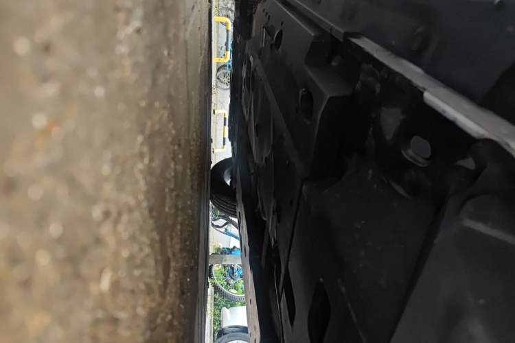 Used Toyota C-HR 2020 2.0L Luxury Edition Chassis Rear Left