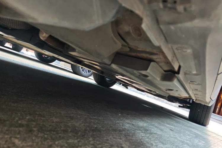 Used Toyota C-HR 2020 2.0L Leading Edition Chassis Rear Right