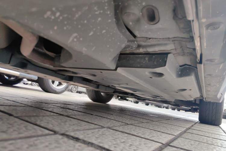Used Toyota C-HR 2020 2.0L Leading Edition Chassis Rear Right