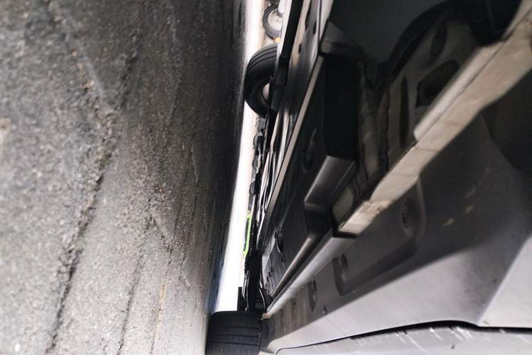 Used Toyota C-HR 2020 2.0L Leading Edition Chassis Rear Right